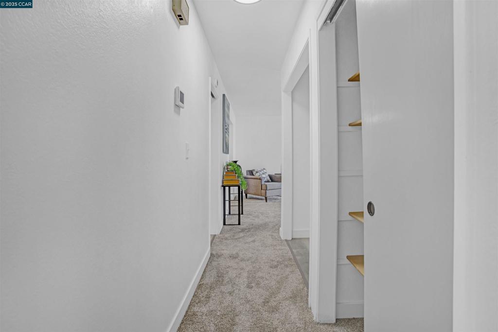 IRON TRIANGLE - Residential