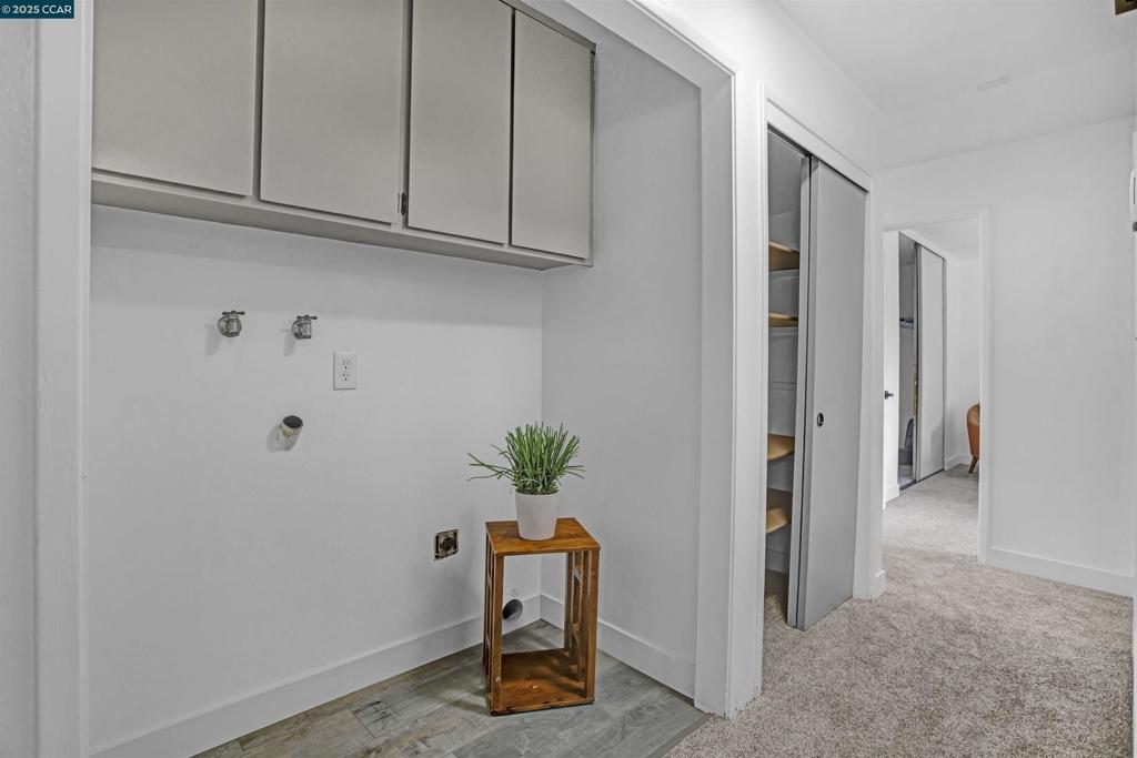 IRON TRIANGLE - Residential