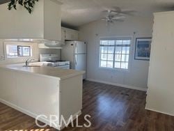 Properties 2060 Newport Ave 46