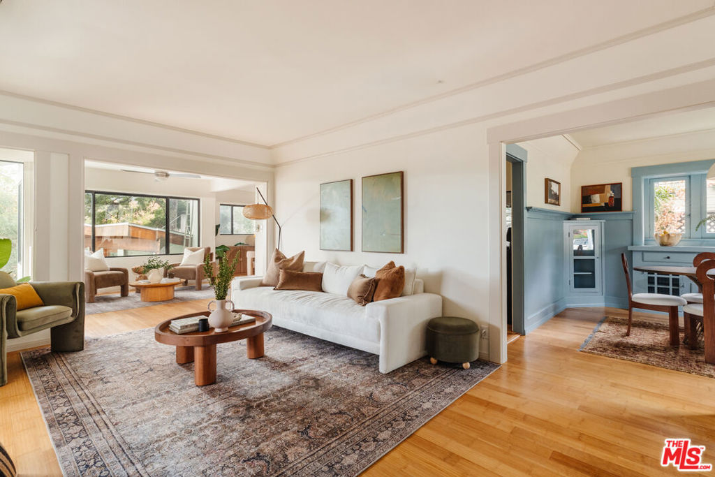 1207 Oak Grove Drive