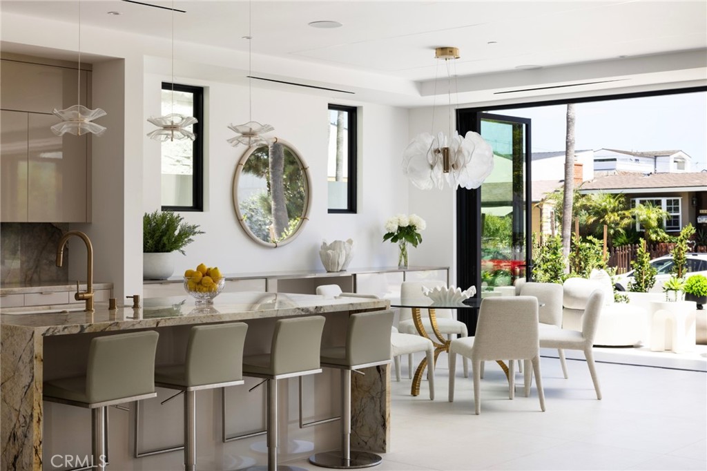 Corona del Mar South of PCH (CDMS) - Residential