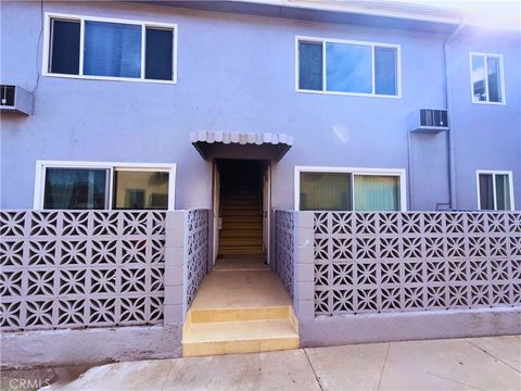 Photo of 11118 Newville Ave. AVE #C, Downey, CA 90241 (MLS # DW26111131)