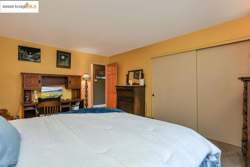 HILLCREST MEADOW - Residential