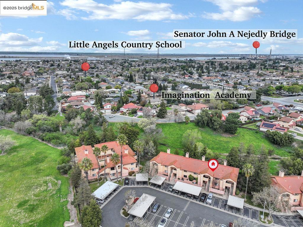 HILLCREST MEADOW - Residential