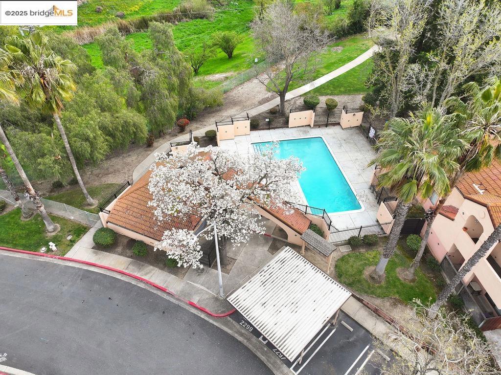 HILLCREST MEADOW - Residential