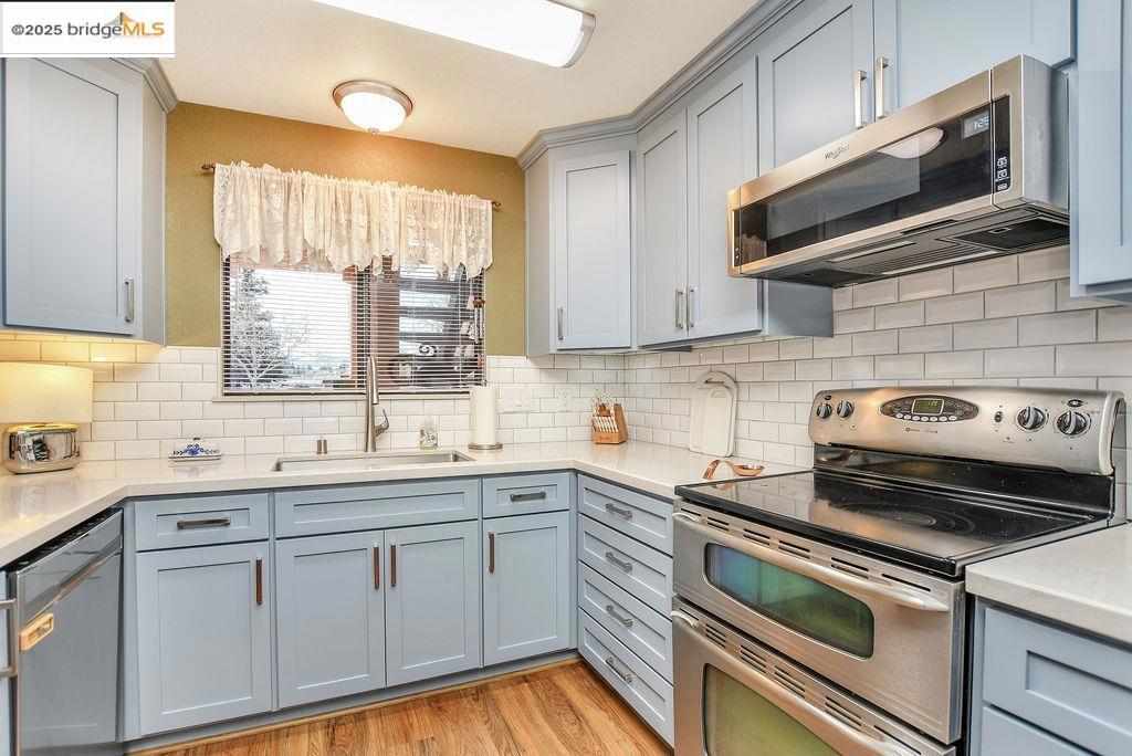 HILLCREST MEADOW - Residential