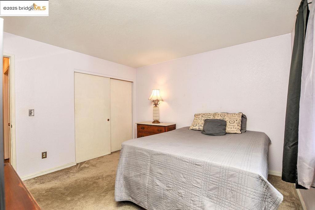 HILLCREST MEADOW - Residential