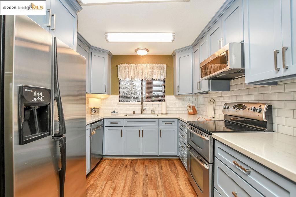 HILLCREST MEADOW - Residential