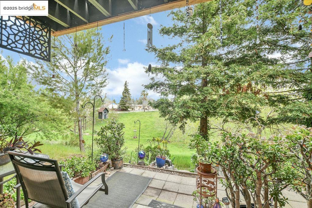 HILLCREST MEADOW - Residential