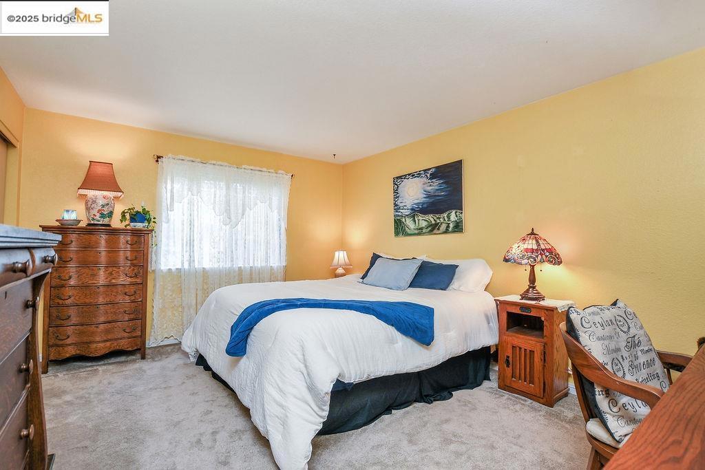 HILLCREST MEADOW - Residential