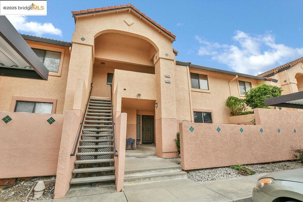 HILLCREST MEADOW - Residential