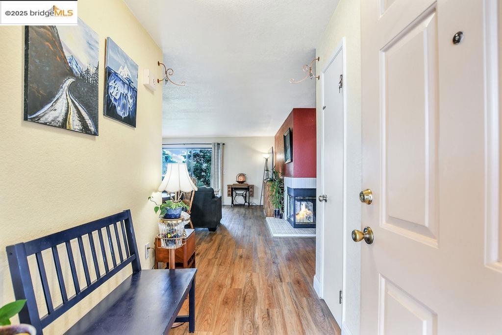 HILLCREST MEADOW - Residential