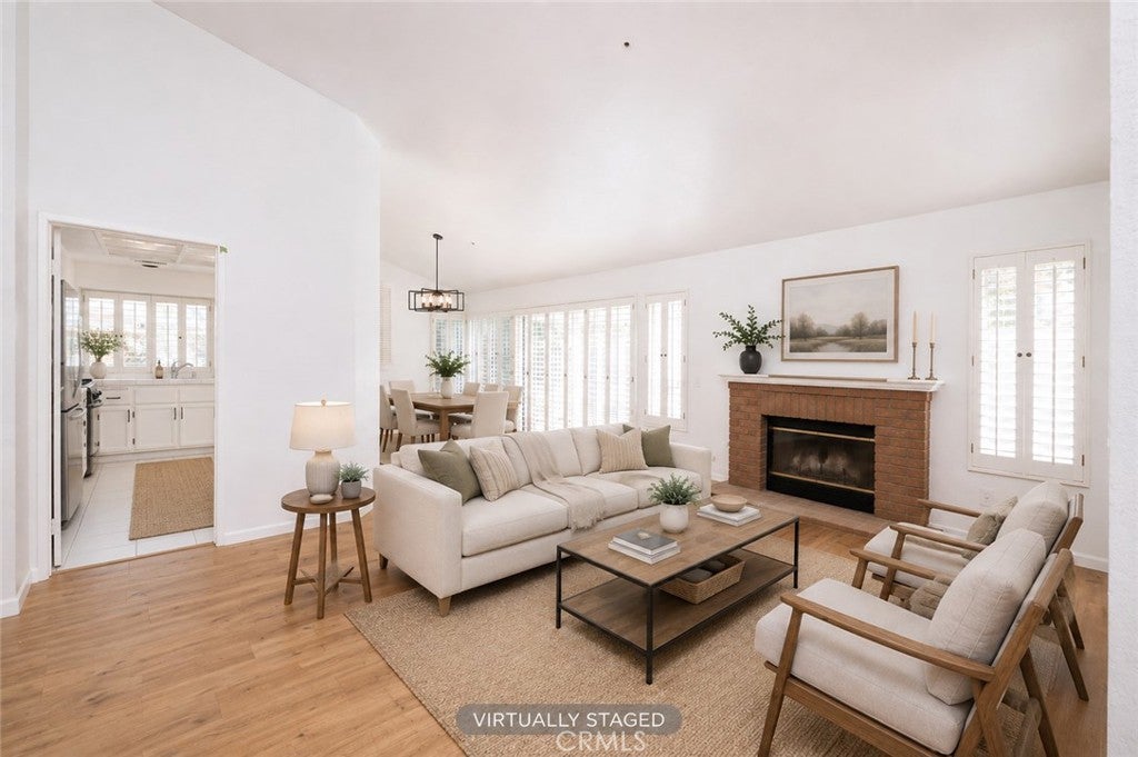 5824 Thornhill Drive