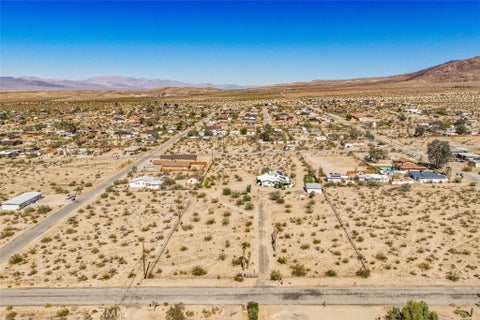 Photo of 7648 Araby AVE, 29 Palms, CA 92277 (MLS # OC26113522)
