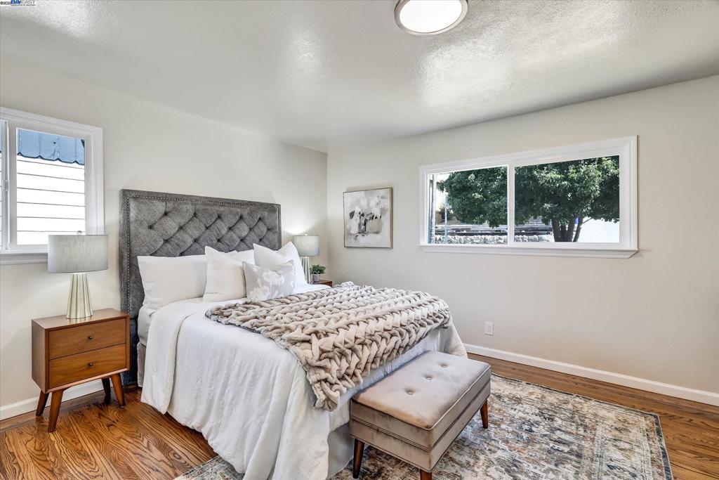RICHMOND - Residential