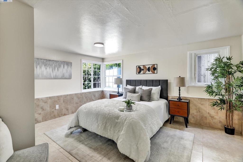 RICHMOND - Residential