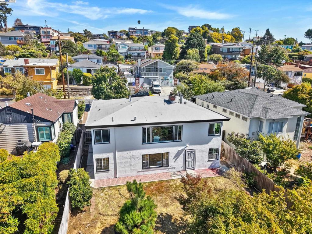 RICHMOND - Residential