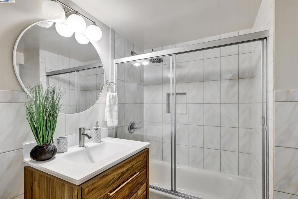RICHMOND - Residential