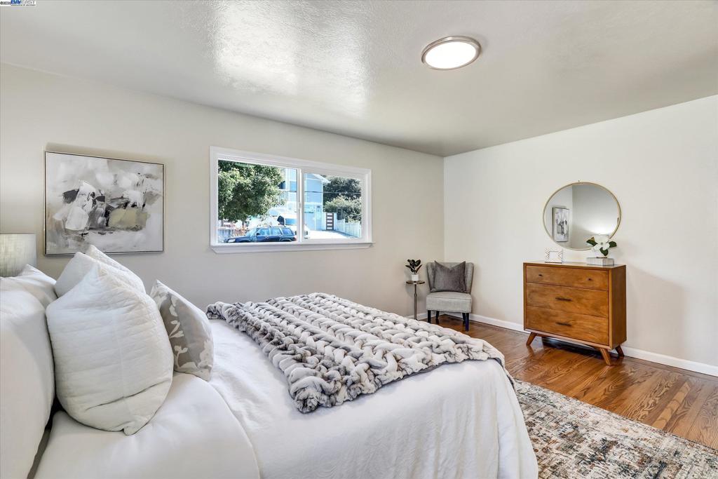 RICHMOND - Residential