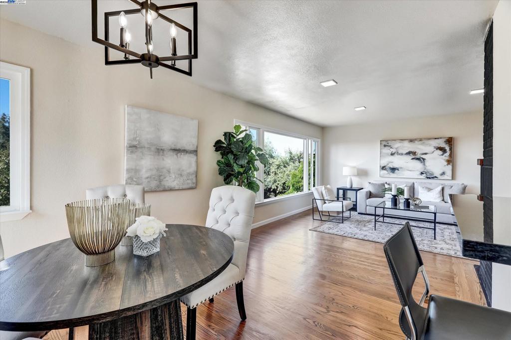 RICHMOND - Residential