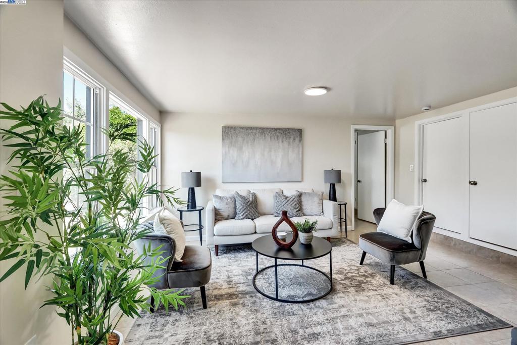 RICHMOND - Residential