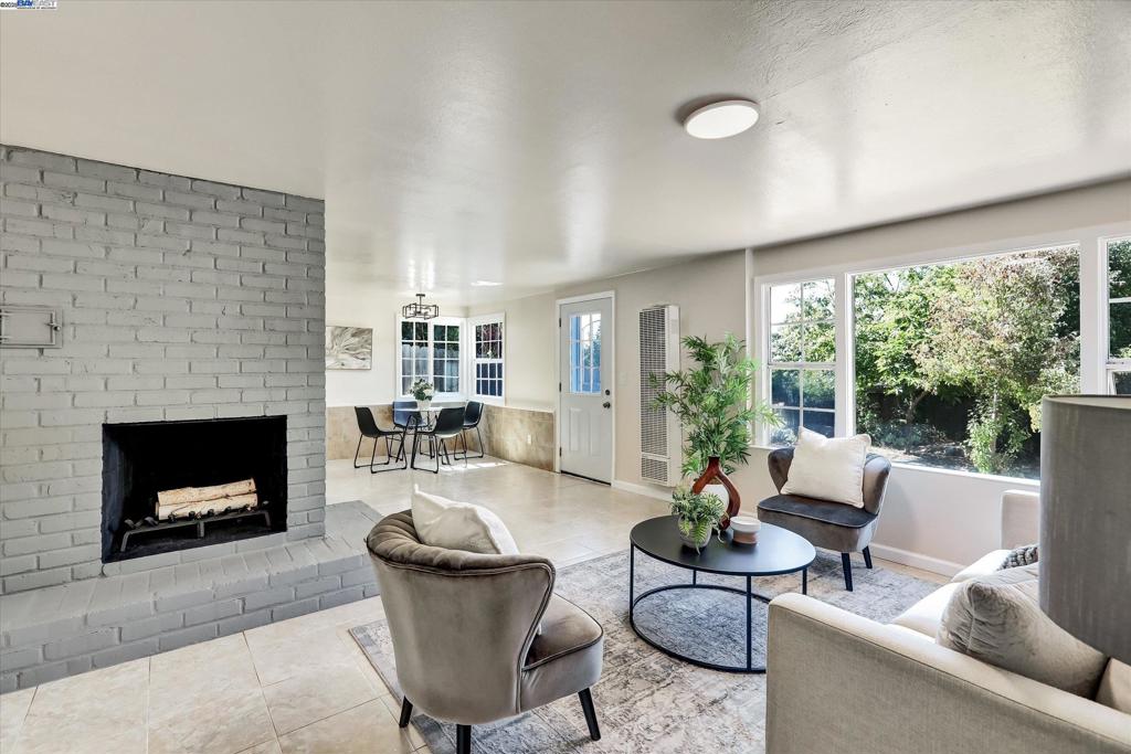 RICHMOND - Residential