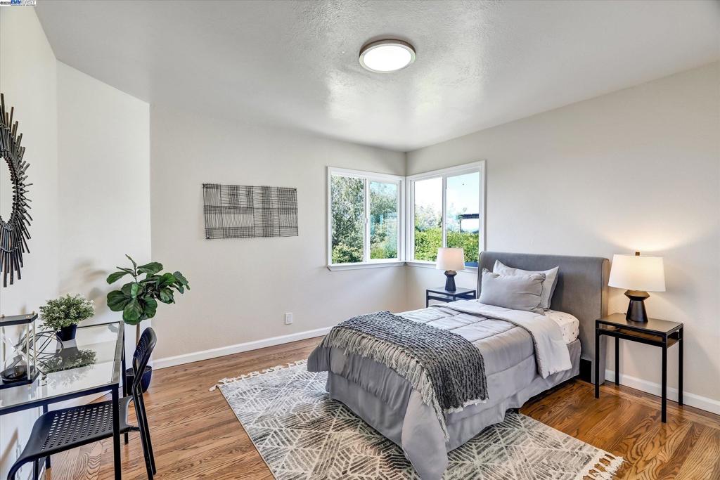 RICHMOND - Residential