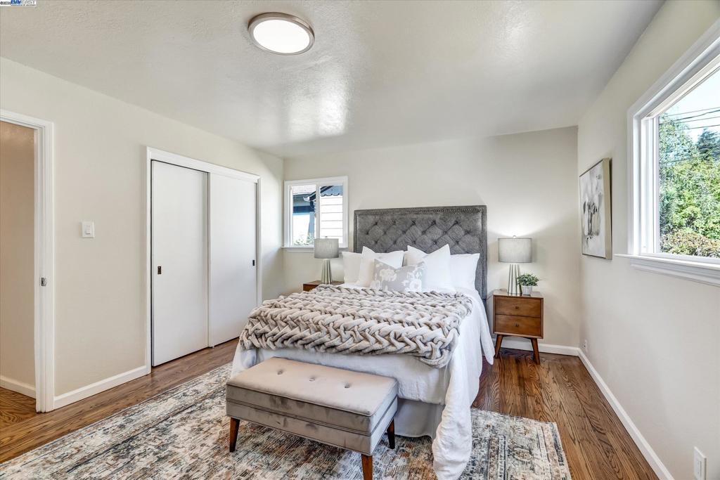 RICHMOND - Residential