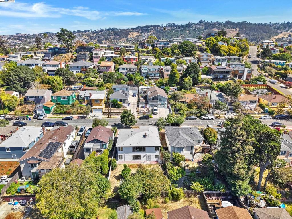 RICHMOND - Residential
