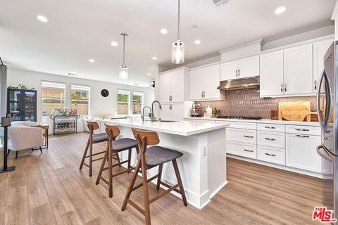 Photo of 4101 Adishian Way, Corona, CA 92883 (MLS # 26733071)