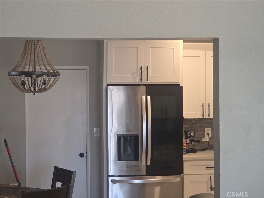 1292 N California Avenue