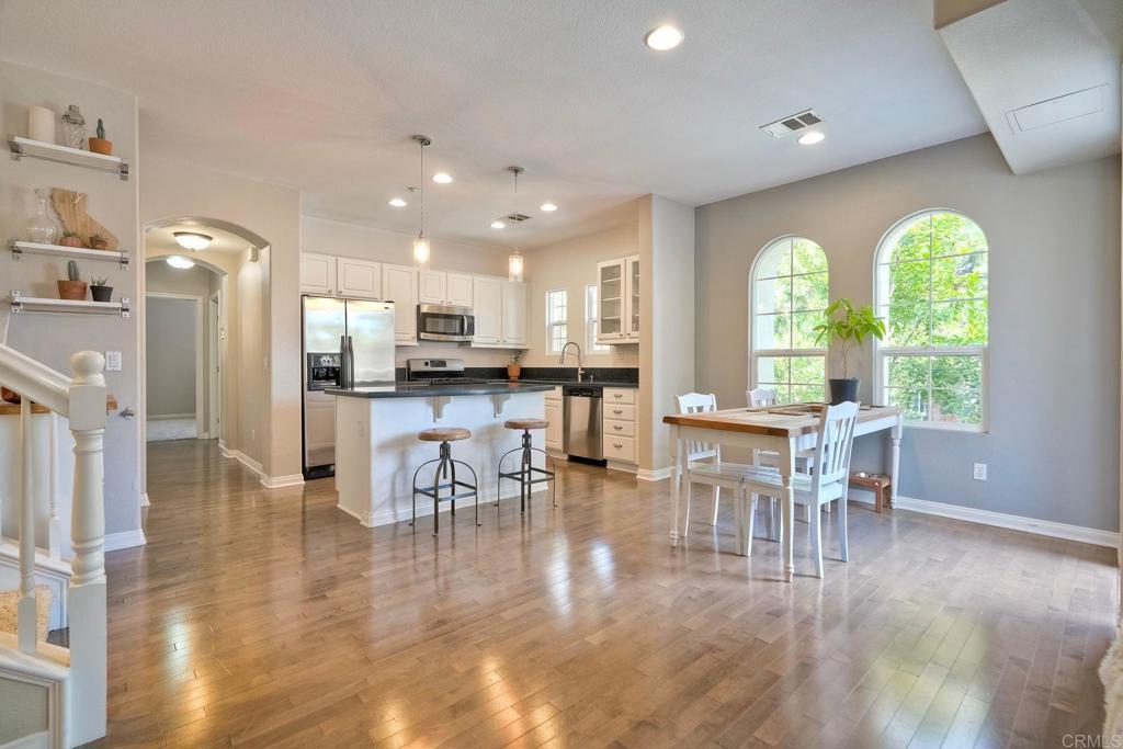 1367 Sky Ridge