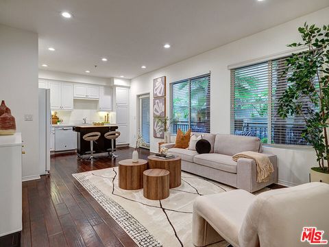 Photo of 6020 S Seabluff Drive #122, Playa Vista, CA 90094 (MLS # 25596381)