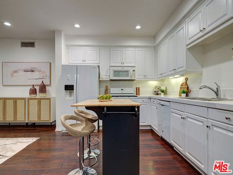 Tiny photo for 6020 S Seabluff Drive #122, Playa Vista, CA 90094 (MLS # 25596381)