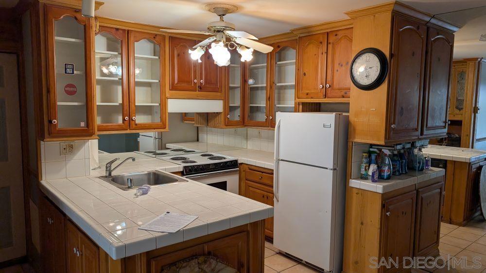4600 Lamont 121