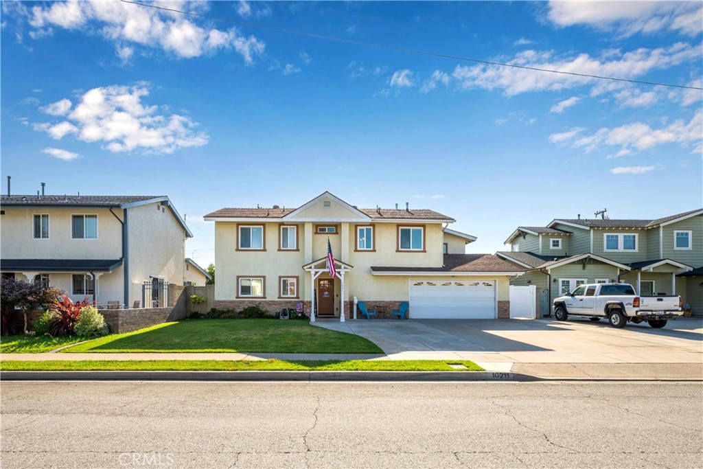 10211 Aqueduct Drive