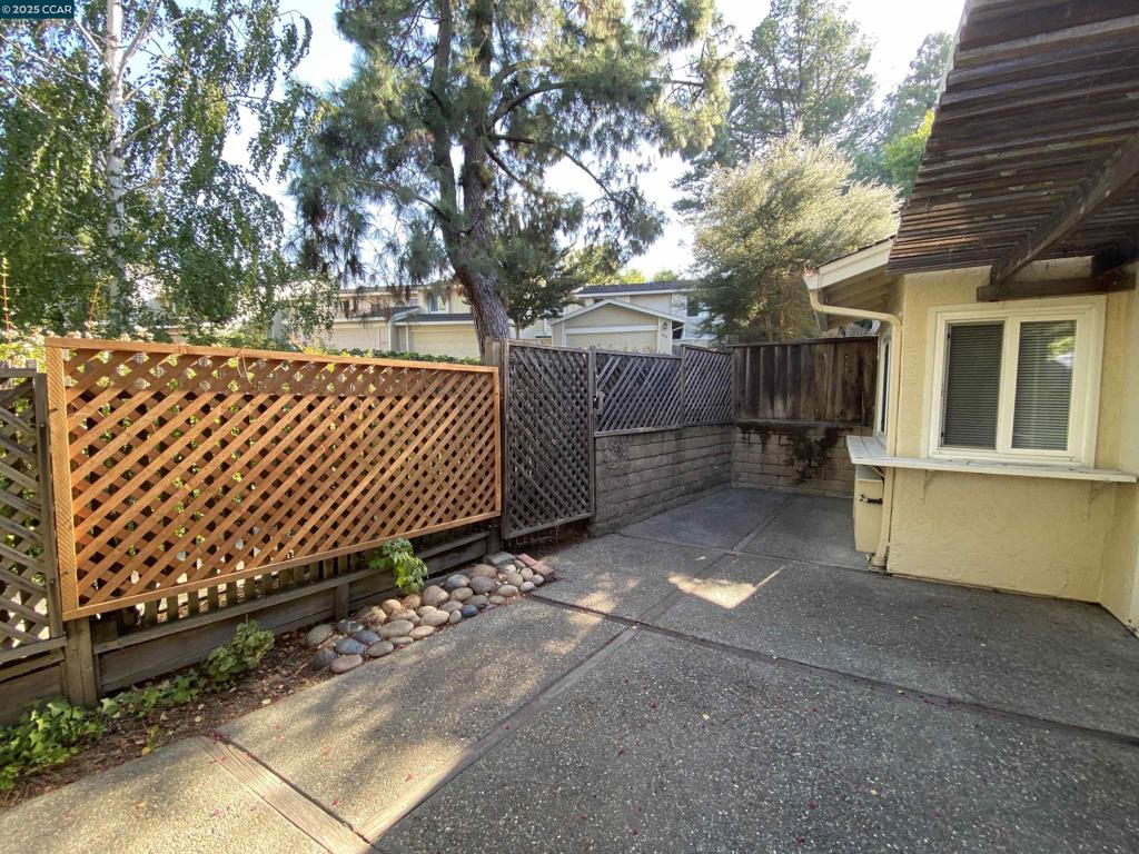 HEATHERFAS - Residential Lease