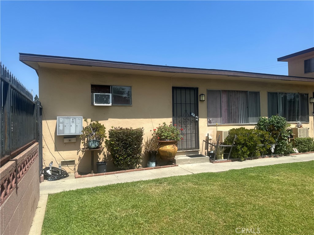 5147 Canoga Street A