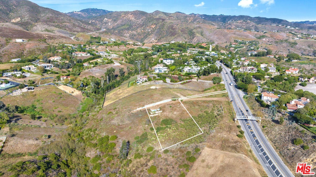 6041 Kanan Dume Road