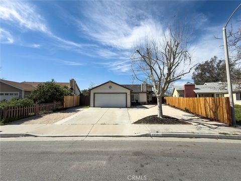 Tiny photo for 1738 The Willows Rd, San Jacinto, CA 92583 (MLS # DW26050206)