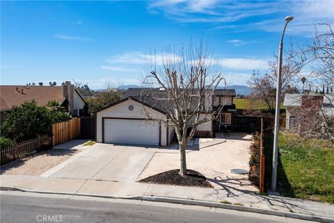 Tiny photo for 1738 The Willows Rd, San Jacinto, CA 92583 (MLS # DW26050206)