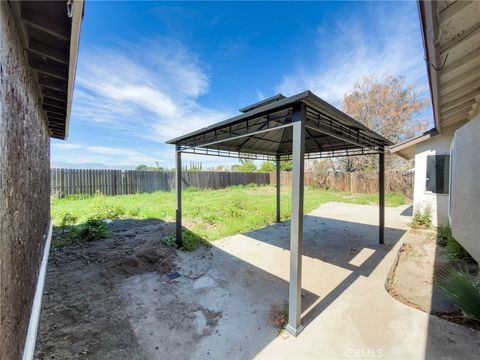 Tiny photo for 1738 The Willows Rd, San Jacinto, CA 92583 (MLS # DW26050206)