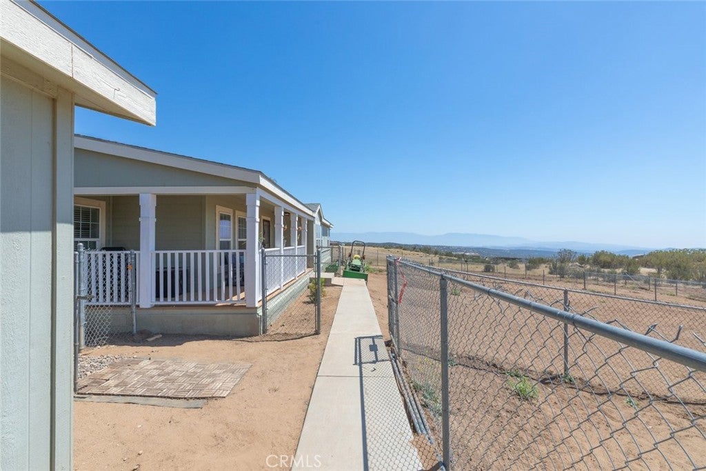 34715 Empty Saddle