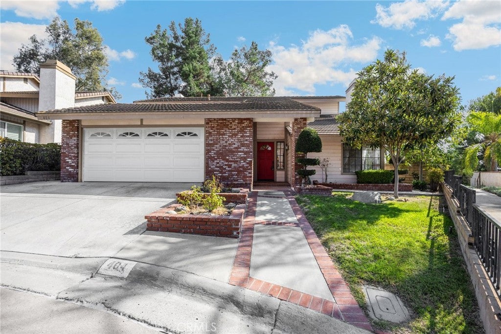 404 Sand Canyon Way
