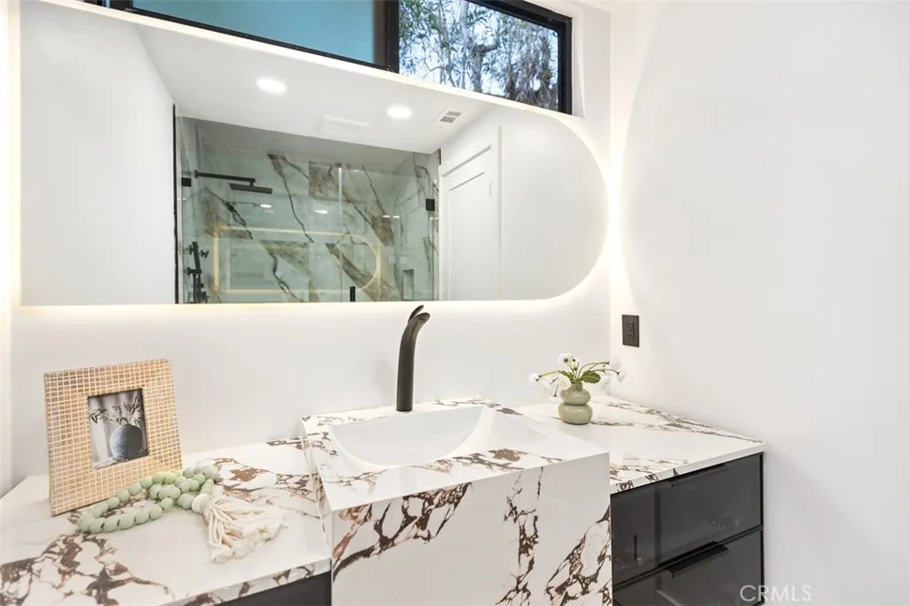 San Clemente, California 92672, United States, 5 Bedrooms Bedrooms, ,5 BathroomsBathrooms,Residential,Active,217909