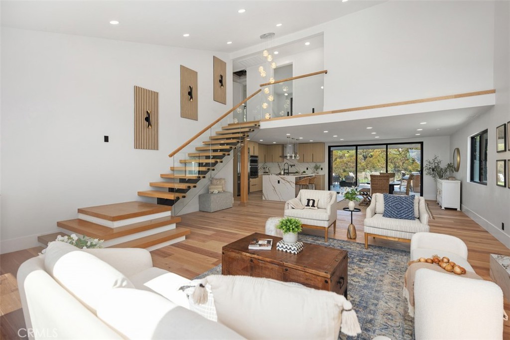 Salvador Summit (SAL) - Residential