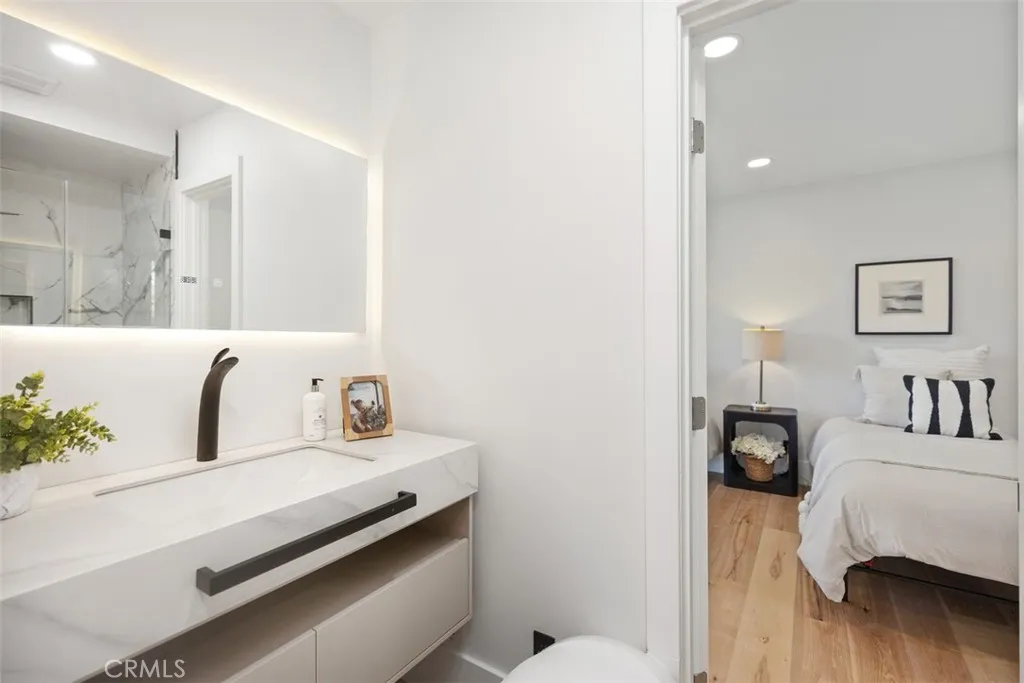 San Clemente, California 92672, United States, 5 Bedrooms Bedrooms, ,5 BathroomsBathrooms,Residential,Active,217909