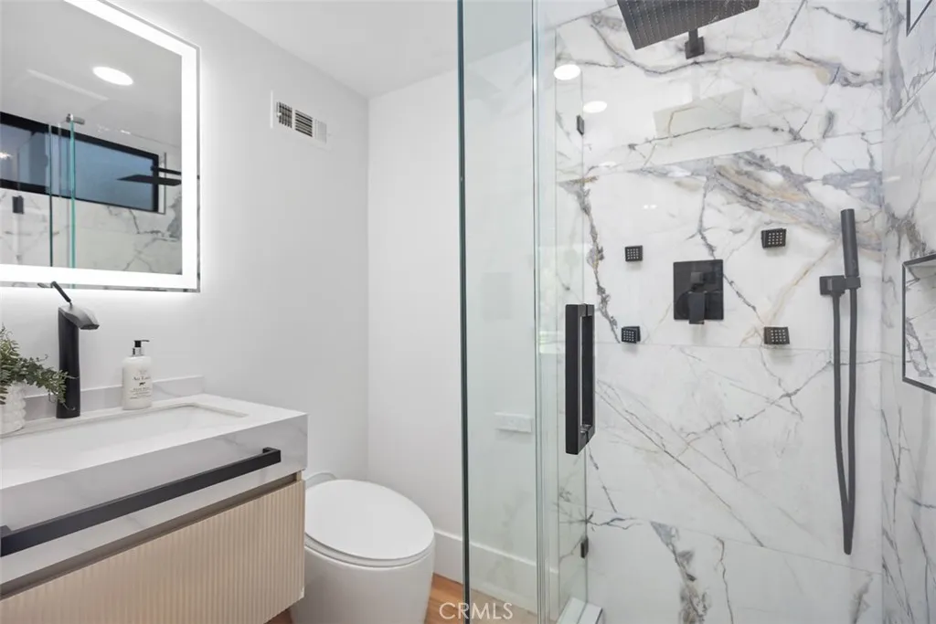 San Clemente, California 92672, United States, 5 Bedrooms Bedrooms, ,5 BathroomsBathrooms,Residential,Active,217909