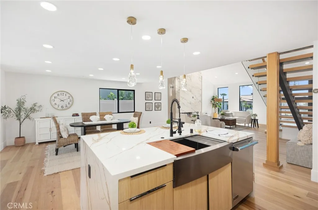 San Clemente, California 92672, United States, 5 Bedrooms Bedrooms, ,5 BathroomsBathrooms,Residential,Active,217909