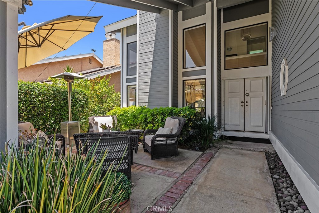 24405 Mockingbird Place